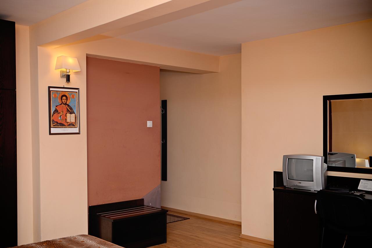 Family Art-Hotel Zora Vratsa Dış mekan fotoğraf