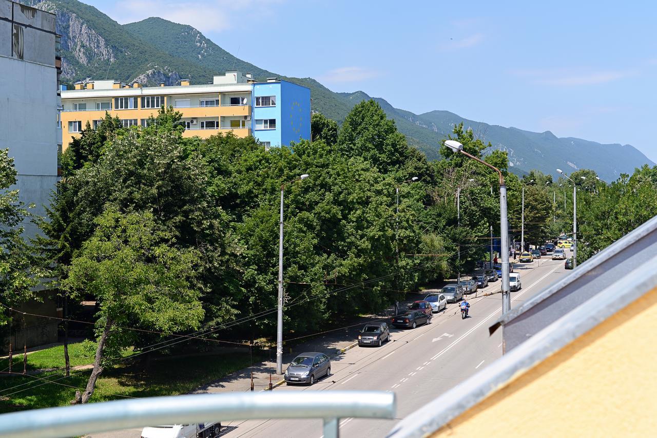 Family Art-Hotel Zora Vratsa Dış mekan fotoğraf