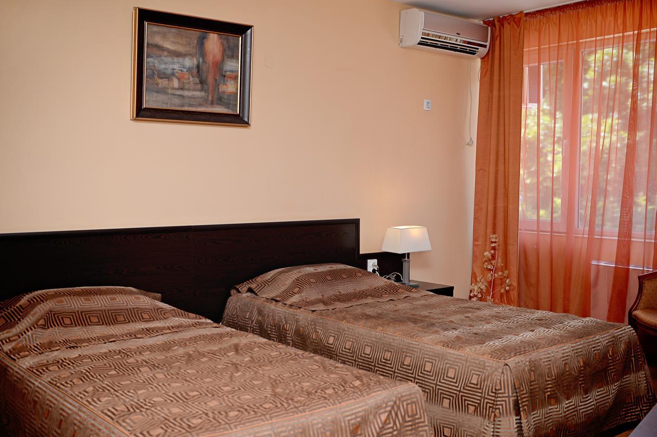 Family Art-Hotel Zora Vratsa Dış mekan fotoğraf