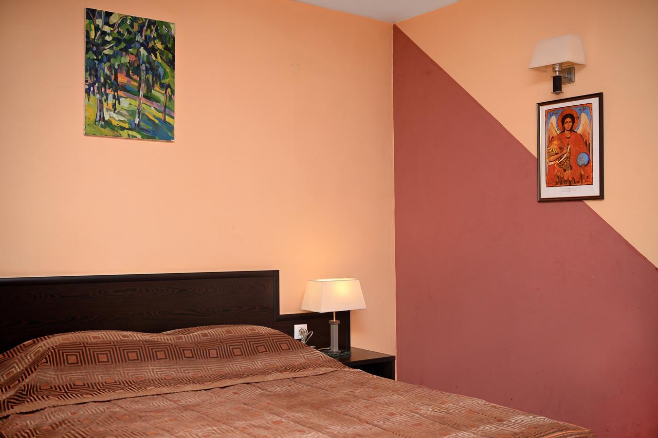 Family Art-Hotel Zora Vratsa Dış mekan fotoğraf